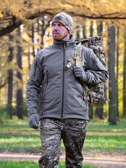 Тактическая куртка для туризма и города